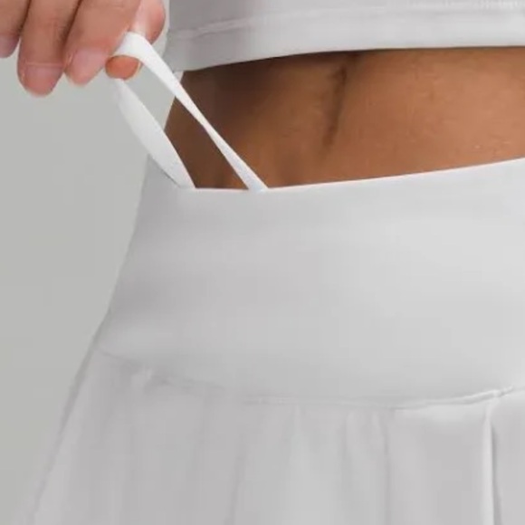 Side-Pleat HR Tennis Skirt - Picture 8 of 10